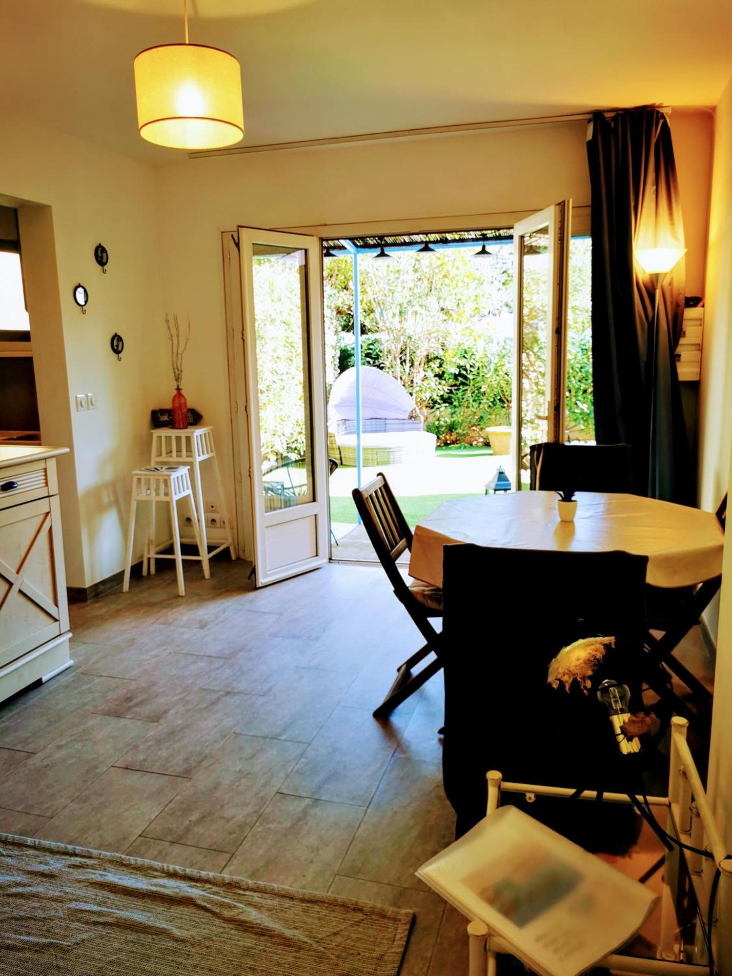 Studio Jardin Privatif 300M De La Plage Sainte-Maxime Dış mekan fotoğraf